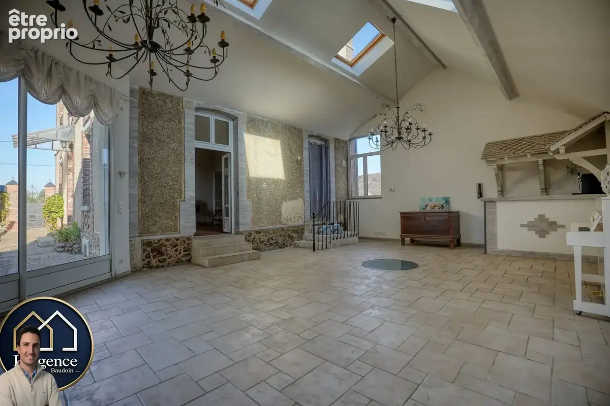 Maison 7 pièces 225 m² à vendre à Epernon (28230) - photo 5