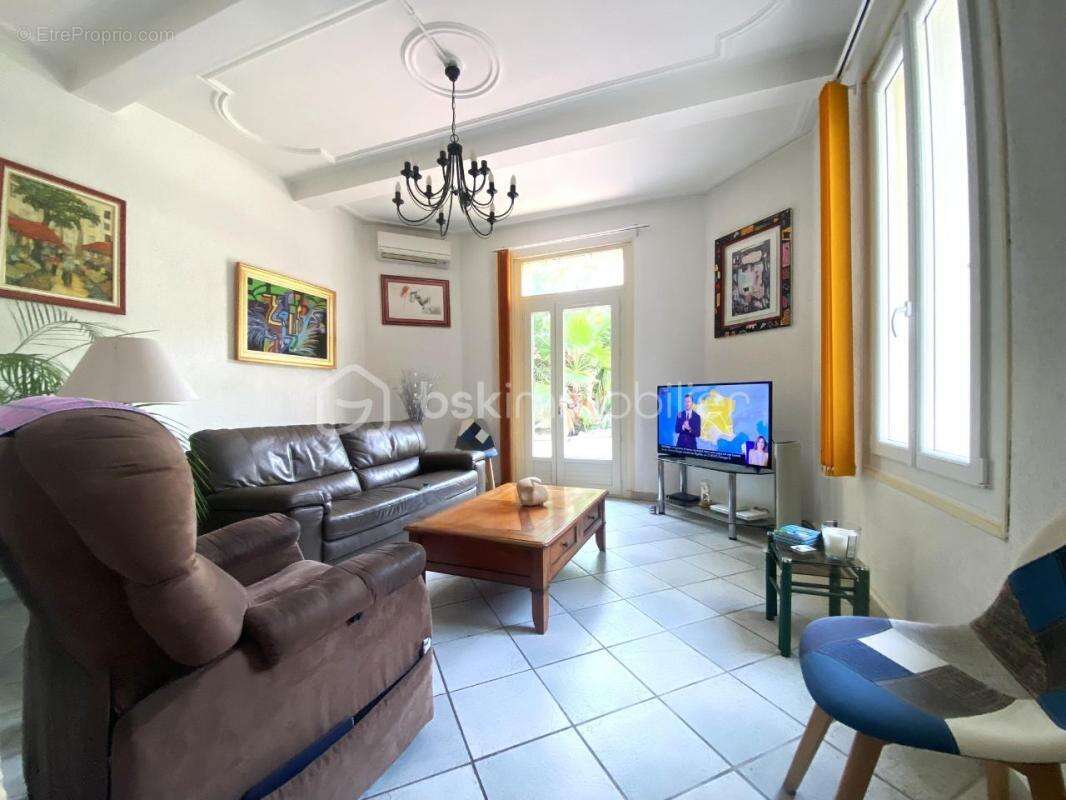 Maison à SAINT-GILLES