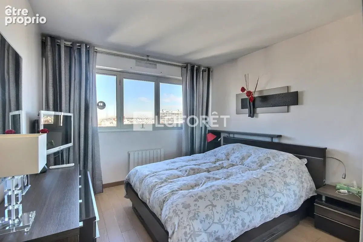 Appartement Courbevoie 3 pièce(s) 701,1m2 - photo 13