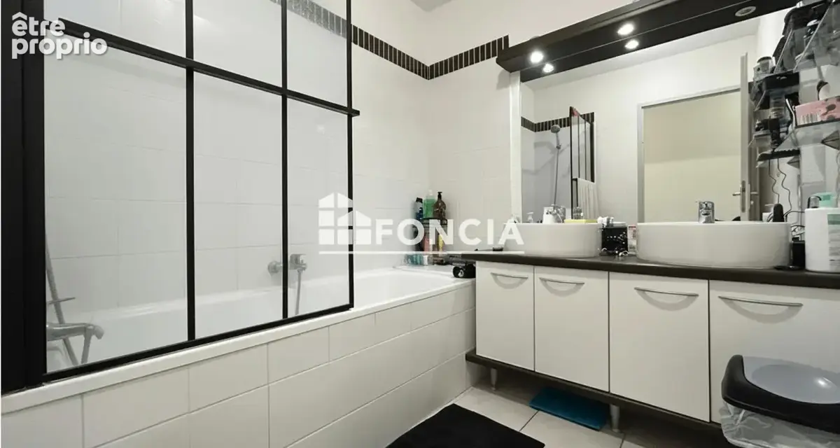 Investissement locatif – T3 avec terrasse et 2 parkings - photo 4
