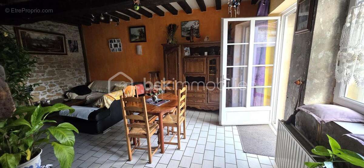 Maison à ANGY