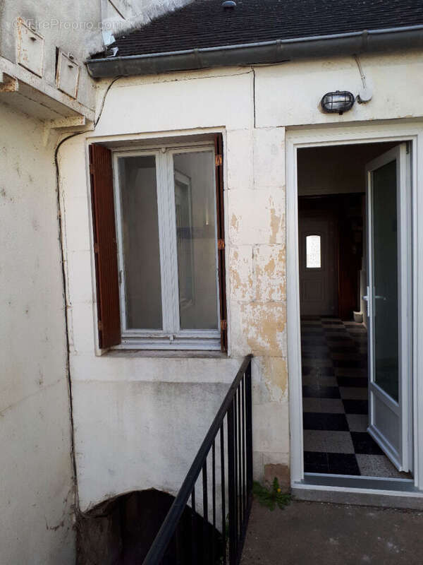 Appartement à FOURCHAMBAULT