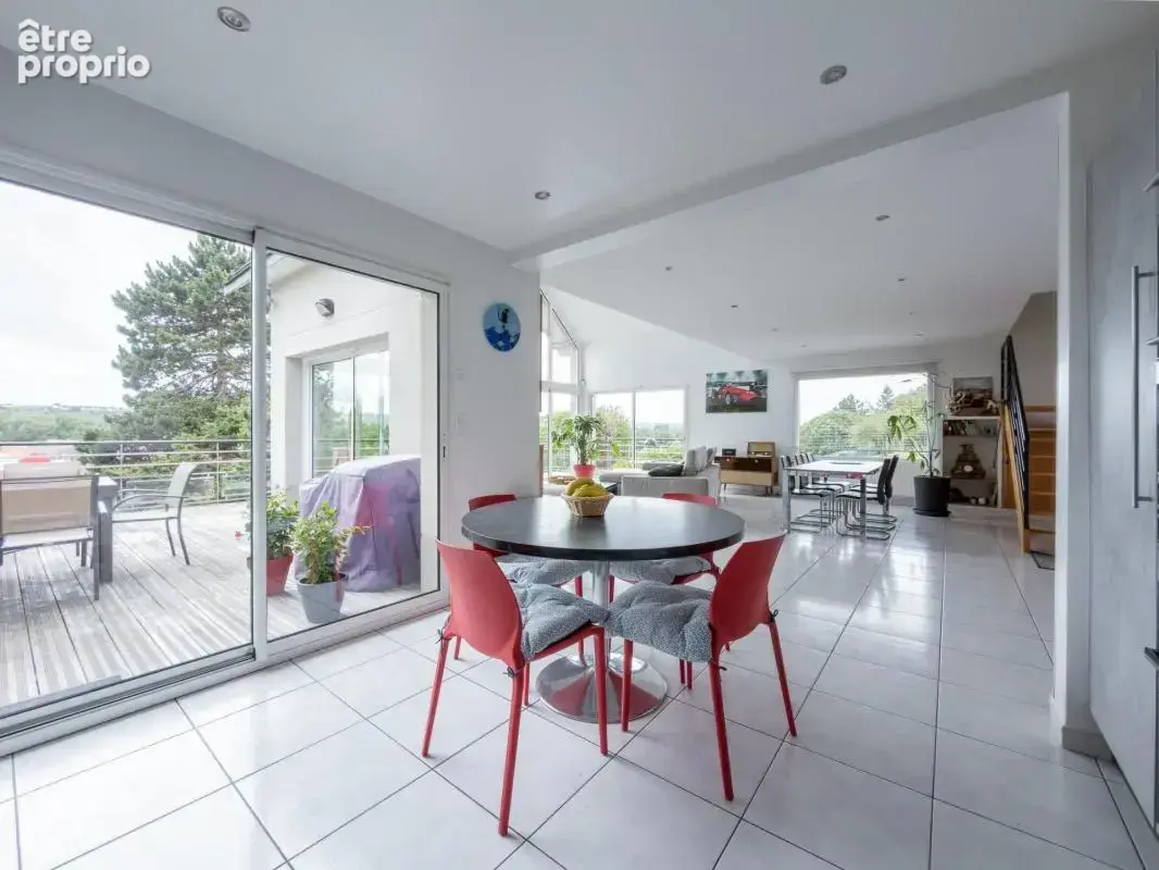 Propriete familiale / parfait etat / 5 chambres - photo 10