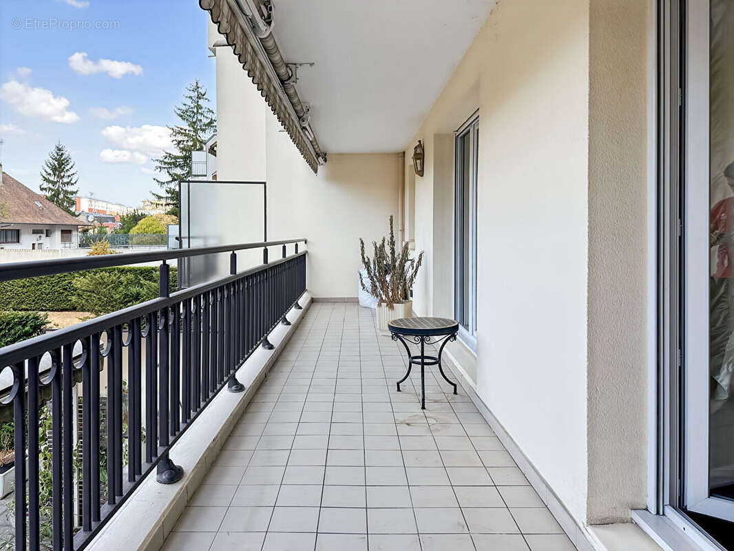 Appartement T3 Hypercentre avec Terrasse et Box - photo 7