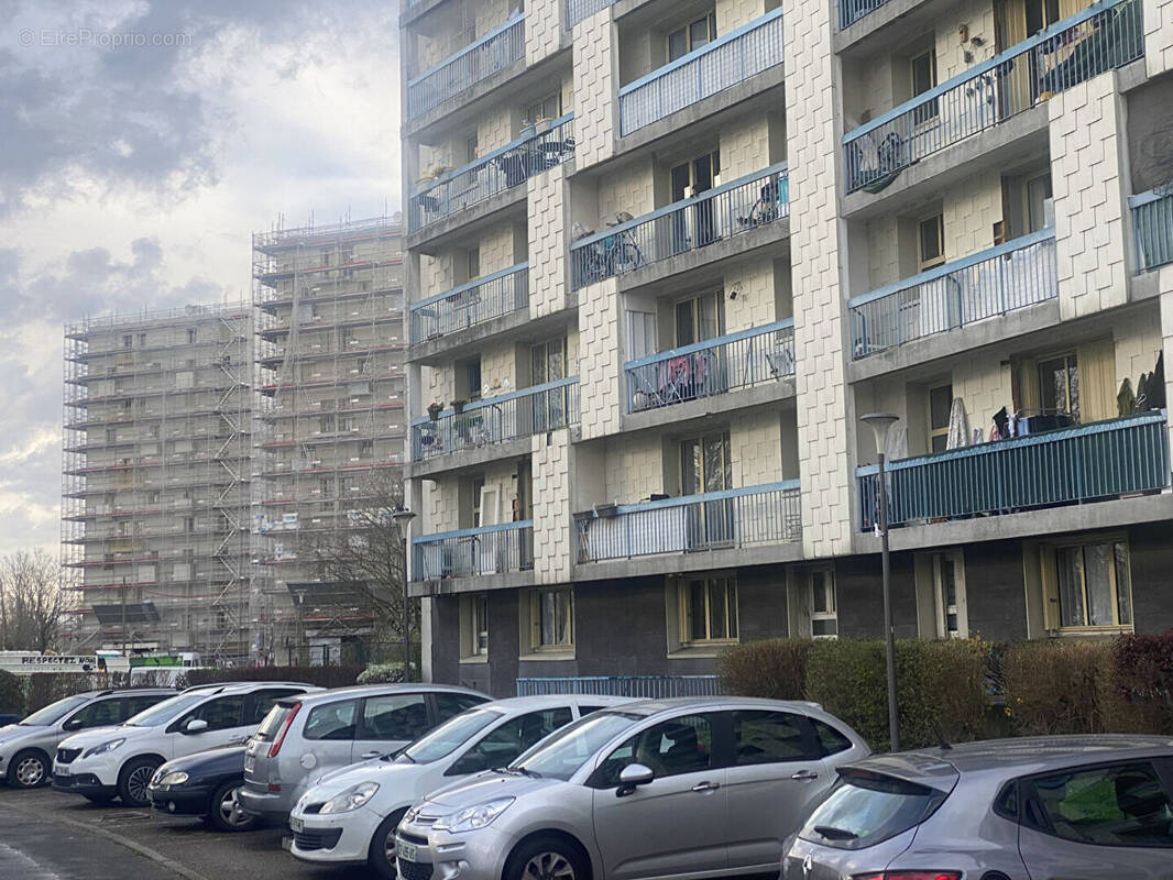 Appartement à AULNAY-SOUS-BOIS