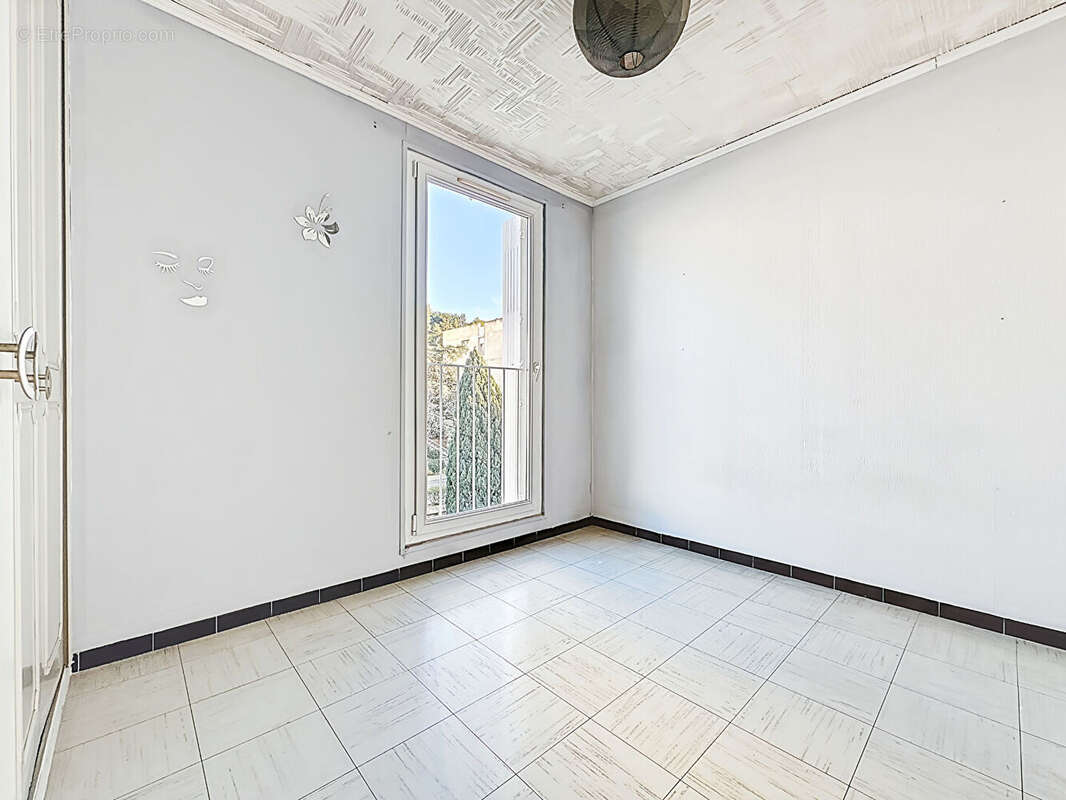 Appartement à MARSEILLE-13E