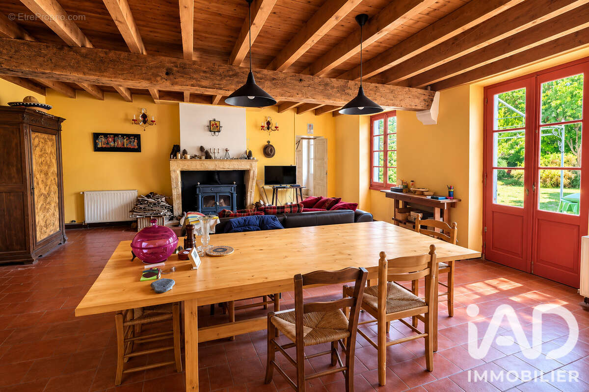 Maison 165 m² à Vendays-Montalivet  - photo 4