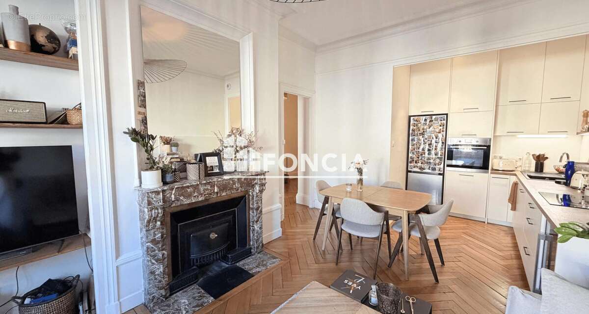 Appartement à LYON-7E