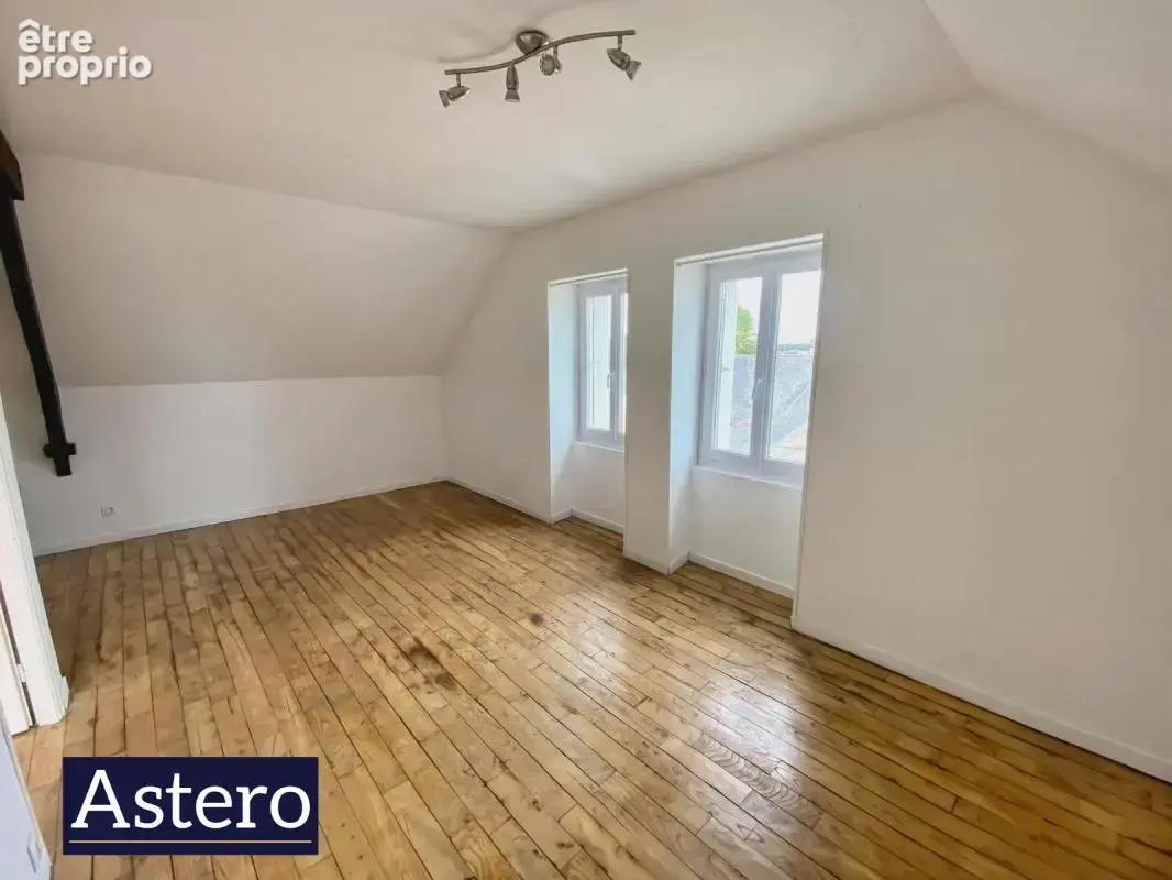 Belle maison de caractère de 189 m² – 5 chambres – Dépendance en pierre – Cœur de Saint-Gérand - photo 7