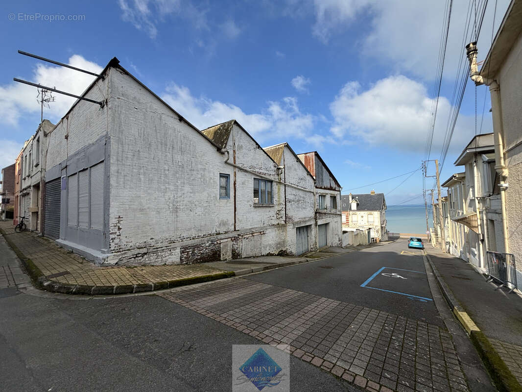 Immeuble à quelques pas de la mer - photo 2