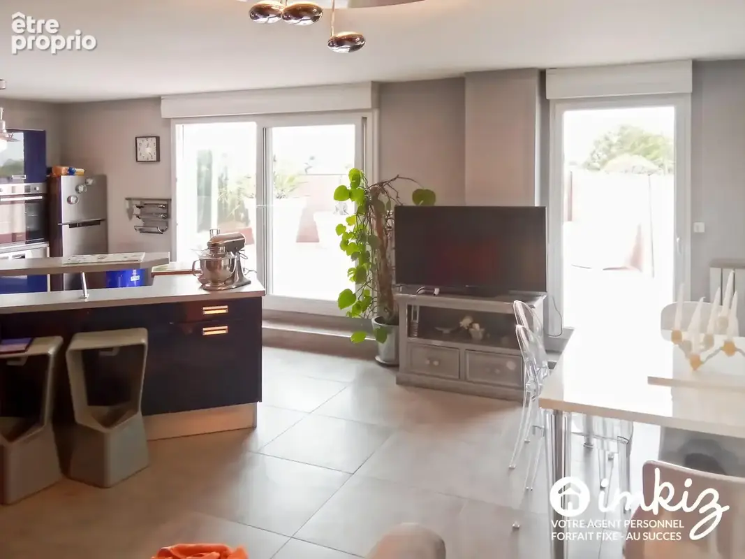 Superbe T4 avec grande terrasse et garages - photo 9