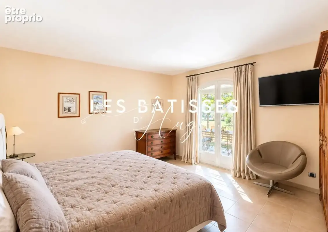 Maison 5 pièces 154 m² à vendre à Fontvieille (13990) - photo 9