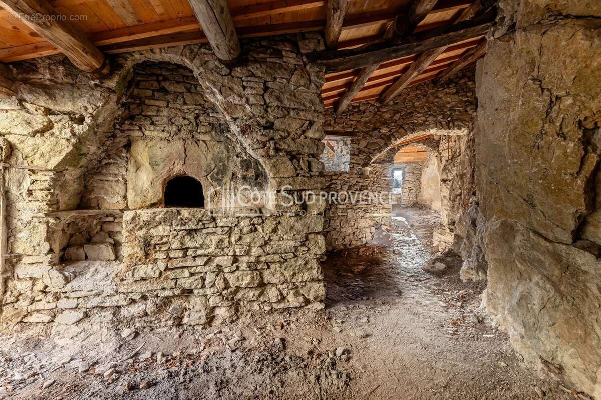 Maison à VAISON-LA-ROMAINE