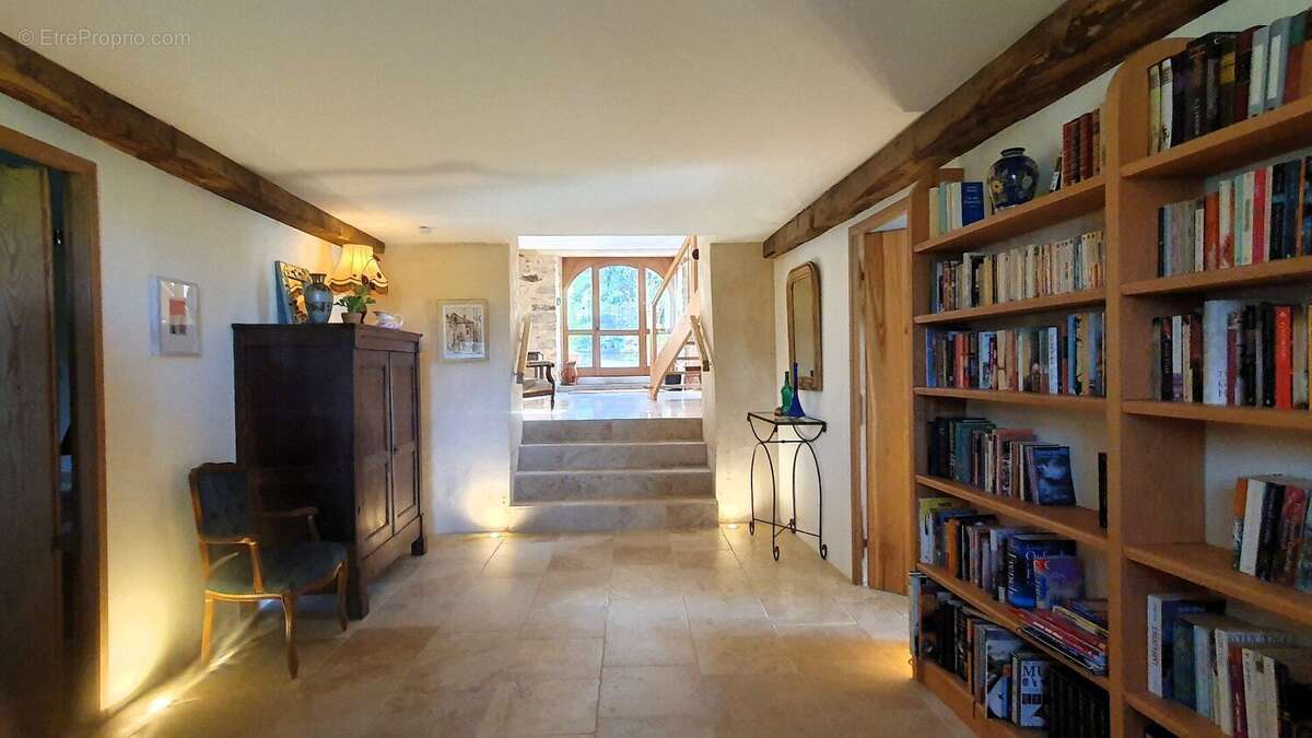 Propriété avec habitat et gite exceptionnel - photo 14