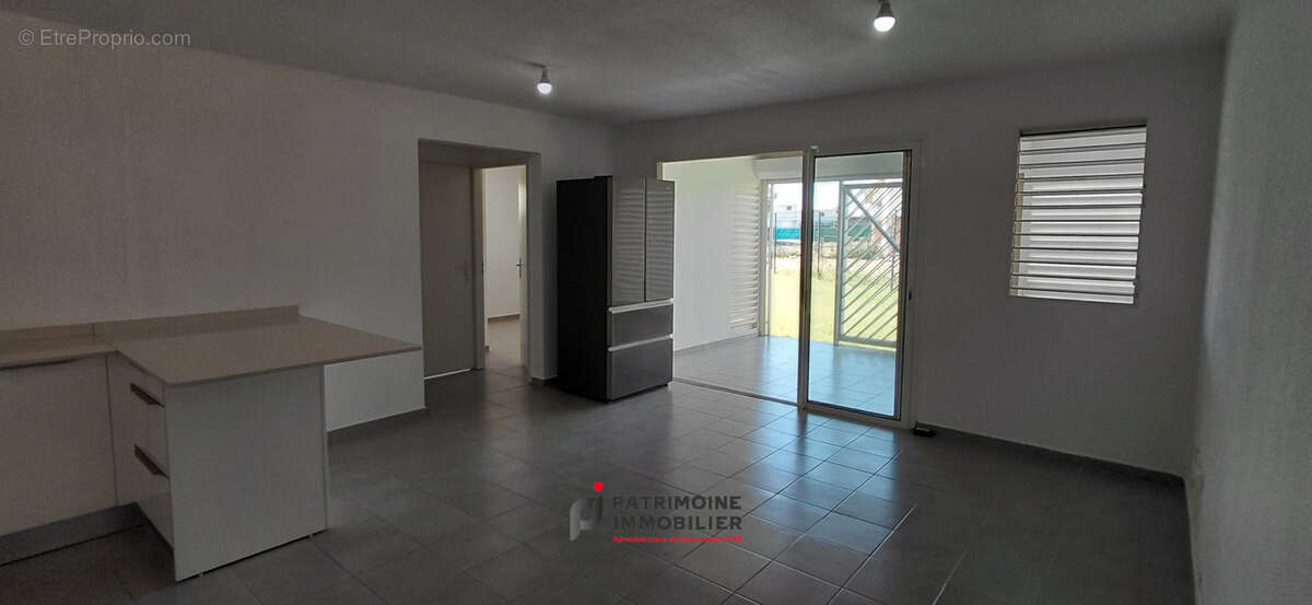 Appartement à PETIT-BOURG