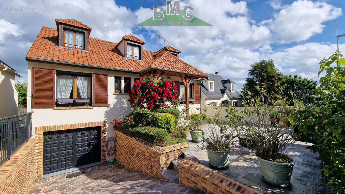 Maison à LE PLESSIS-BOUCHARD