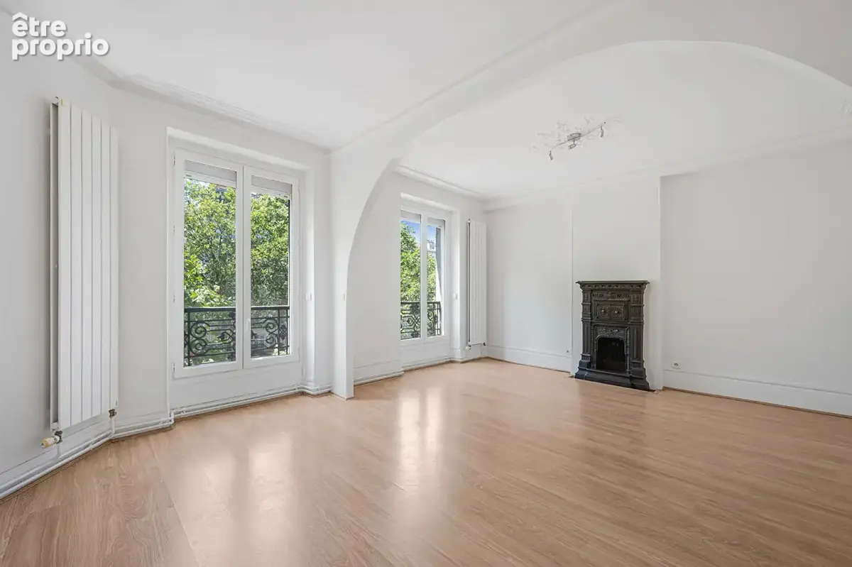 Appartement à PARIS-14E