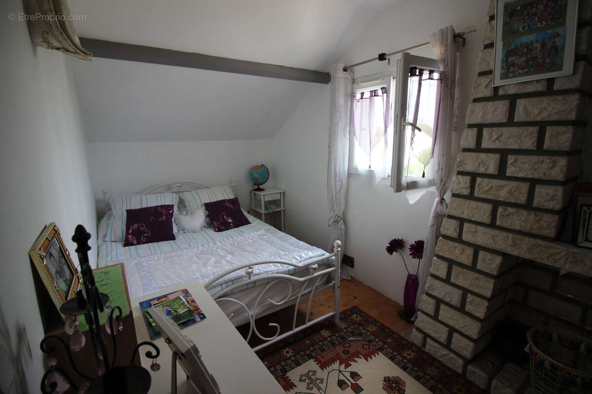 Maison à COMBS-LA-VILLE