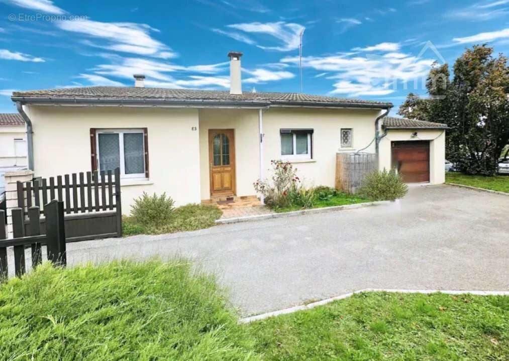 Maison à ROUSSILLON