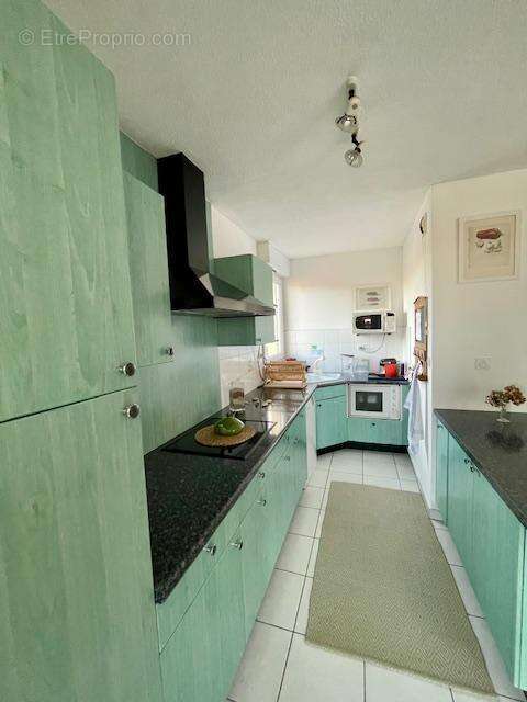 Appartement à LATTES