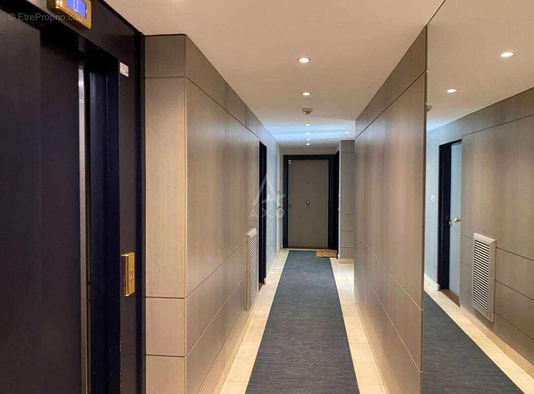 Appartement à SURESNES