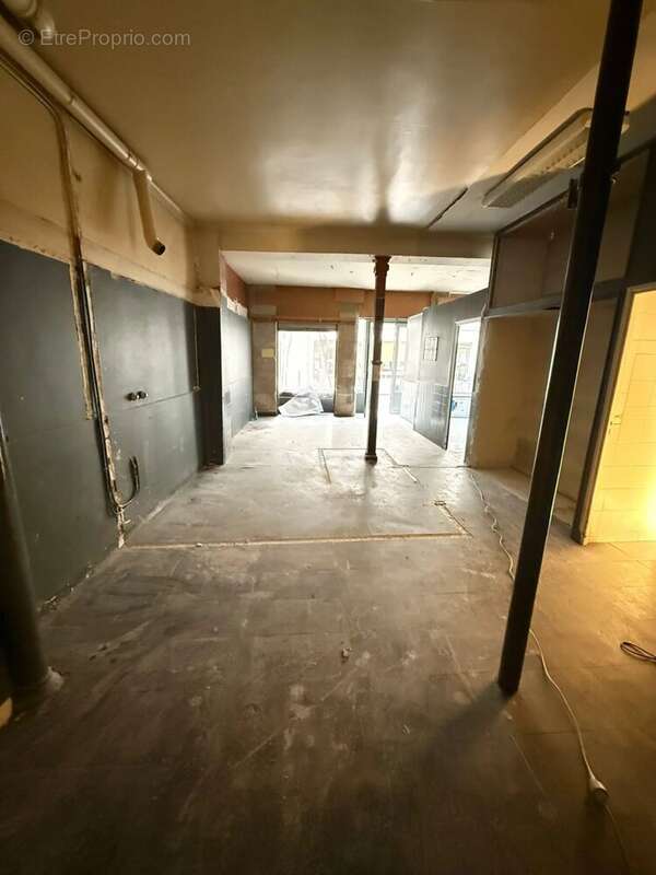 Appartement à PARIS-1E