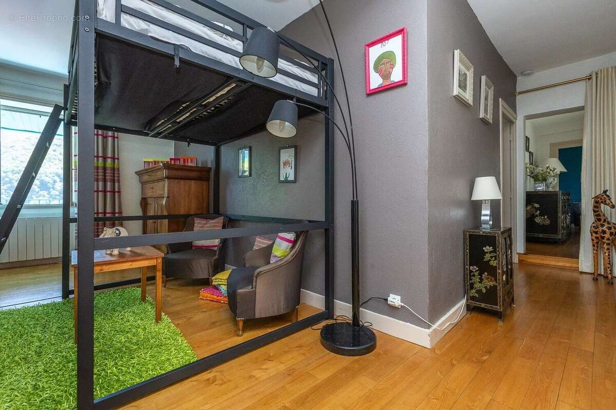 Maison à BENONCES