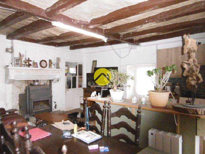 Maison à TOURNON-SAINT-MARTIN