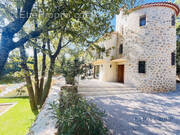 Maison à NANS-LES-PINS