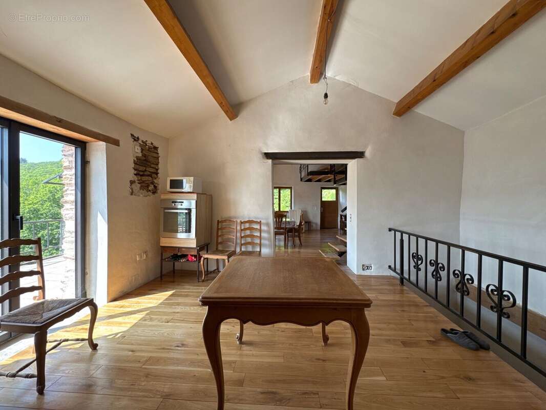 Maison à SAINT-GERVAIS-SUR-MARE