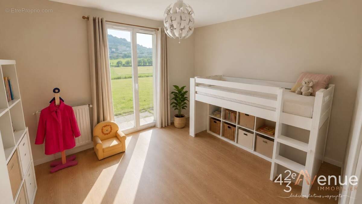 Maison à SAINT-GENEST-LERPT