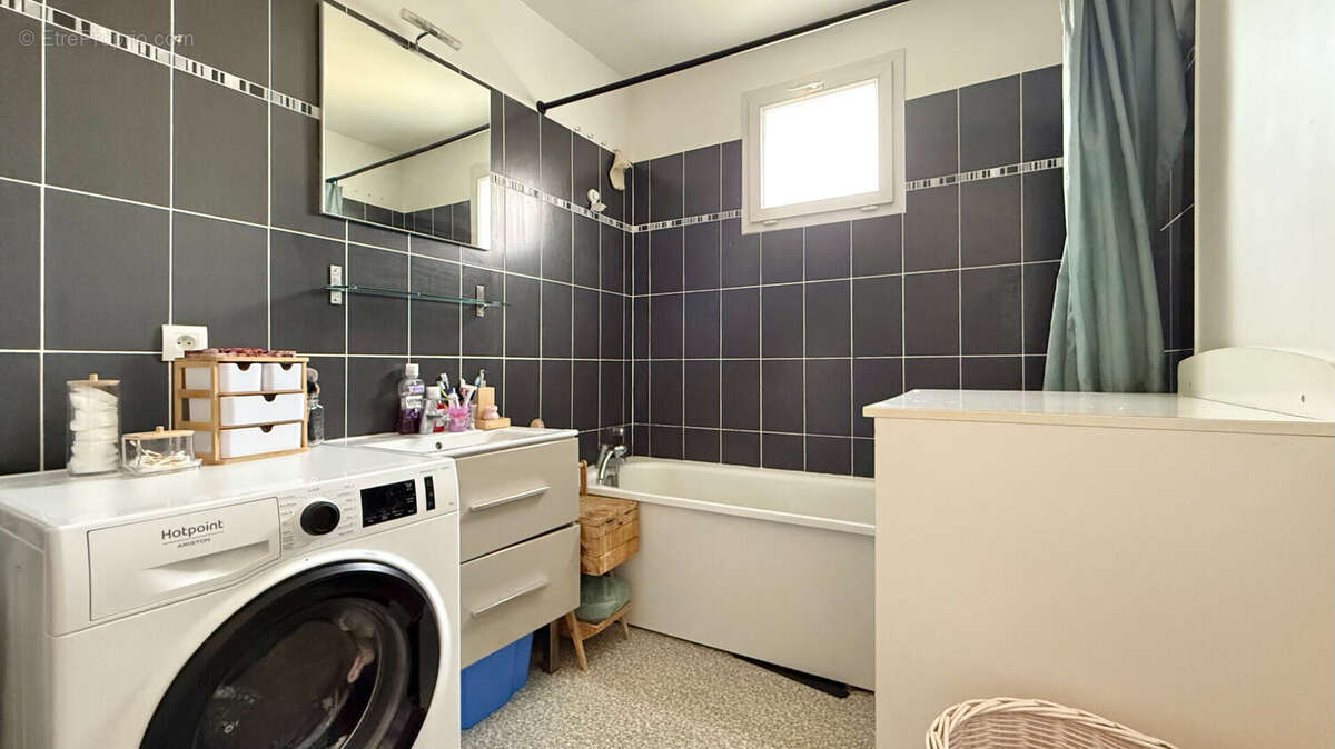 Appartement à CORBEIL-ESSONNES