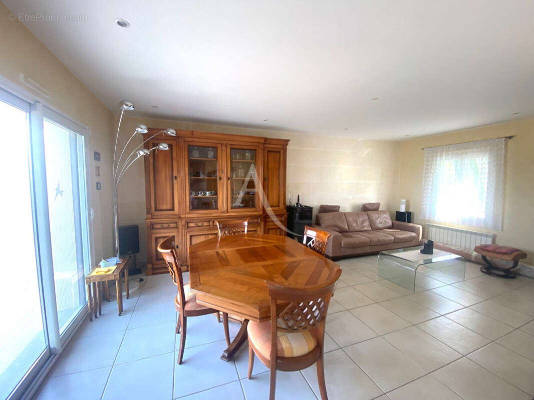 Maison à LONGEVILLE-SUR-MER