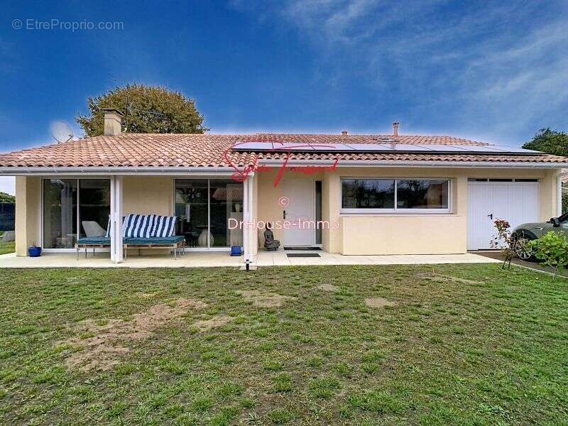 Maison à LE HAILLAN