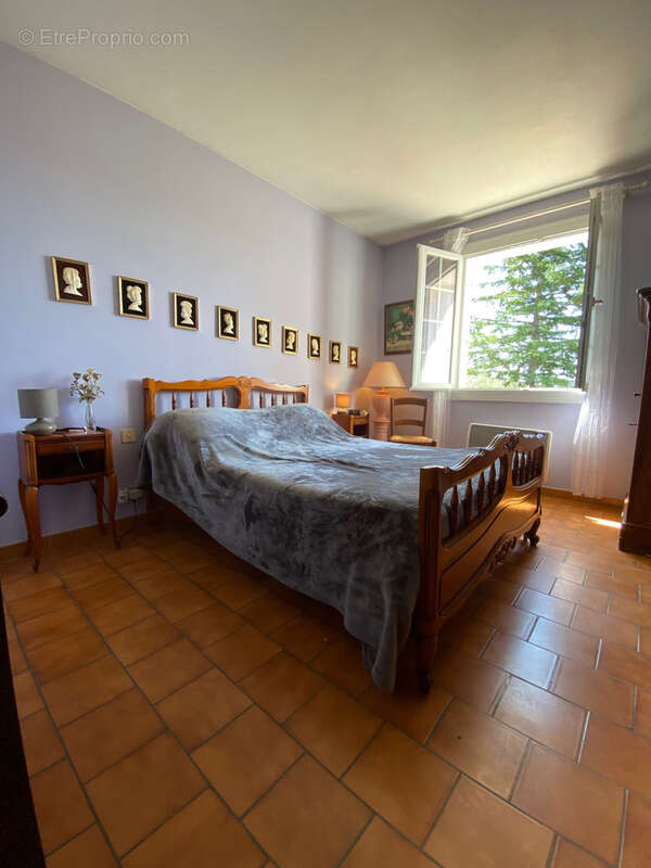 Maison à CADEROUSSE