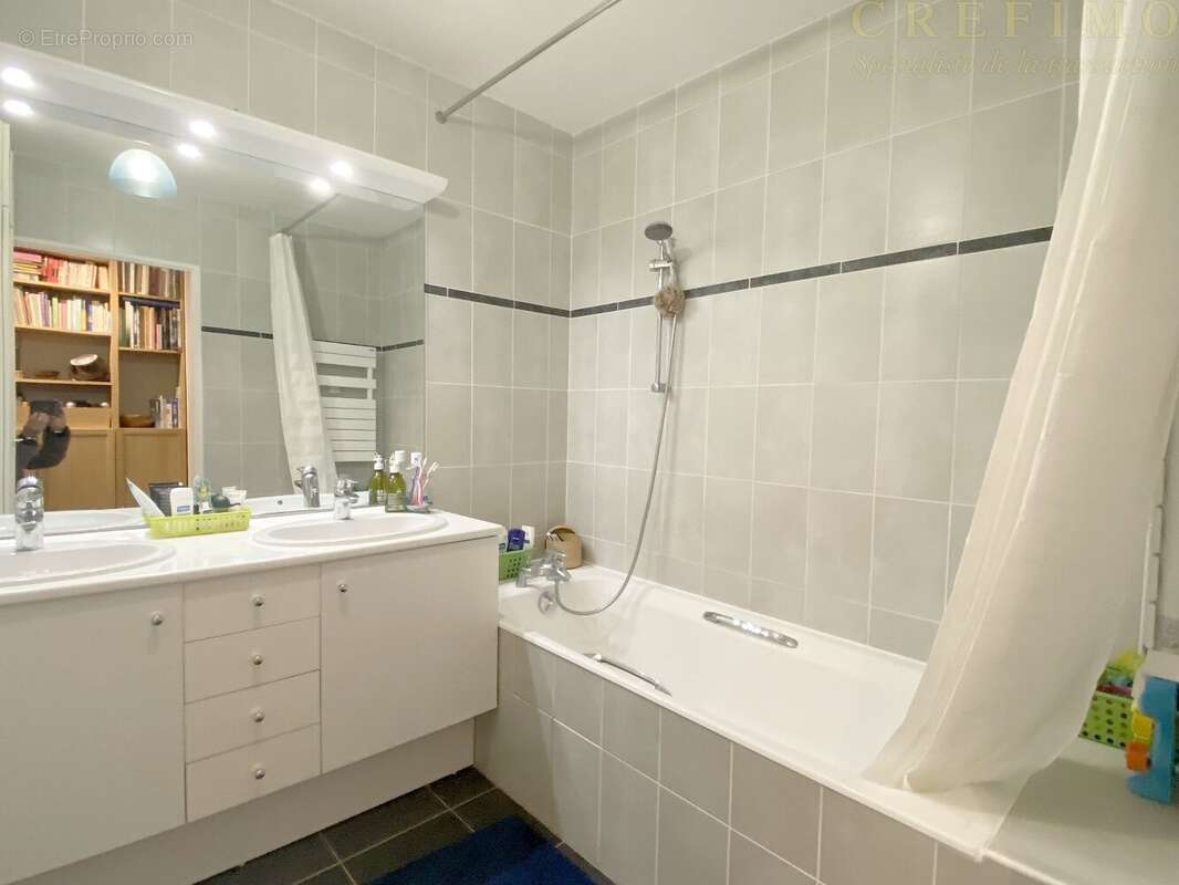 Appartement à ASNIERES-SUR-SEINE