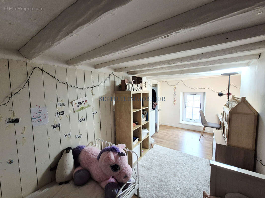Maison à THOIRY