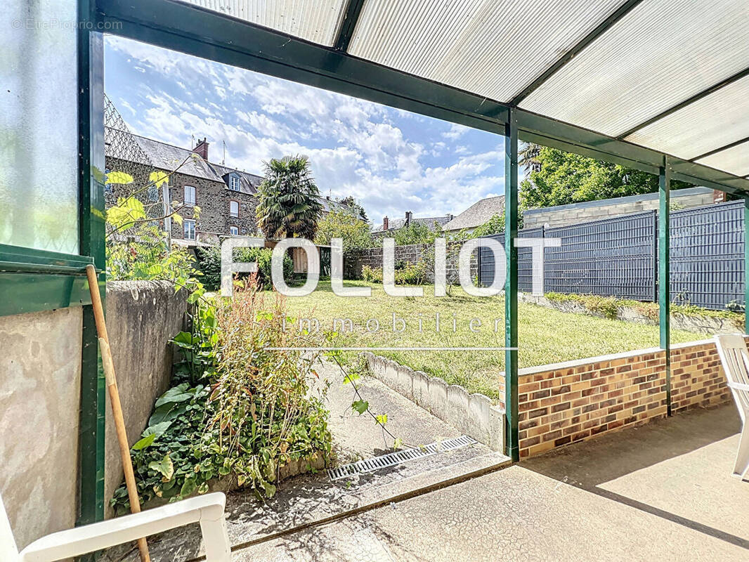 Appartement à FOUGERES