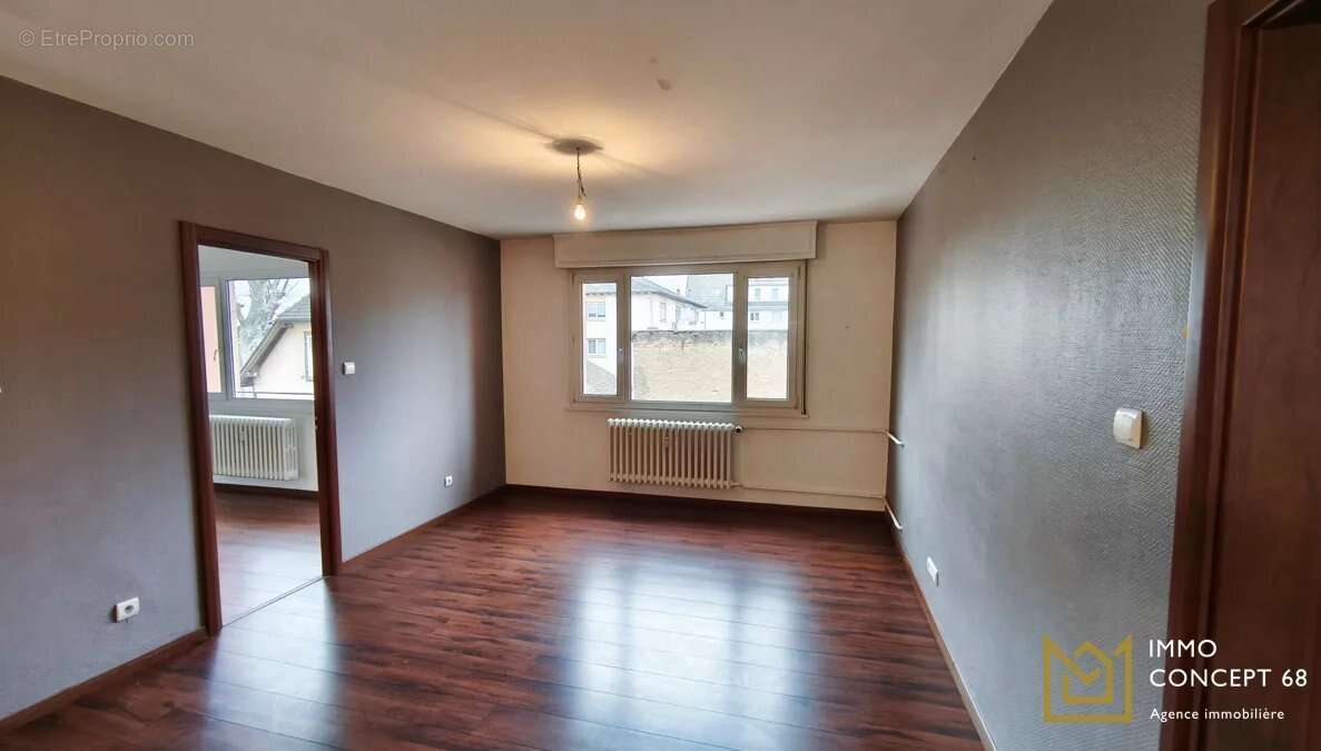 Appartement - 67 m² - 2 chambres -1 bureau - photo 2