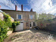 Maison à DUN-SUR-AURON
