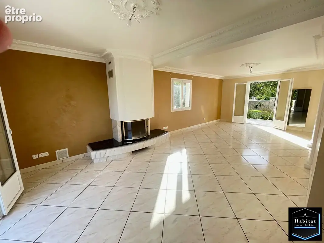 Silly-le-long / maison berval de 142 m²  / sous-sol total - photo 2