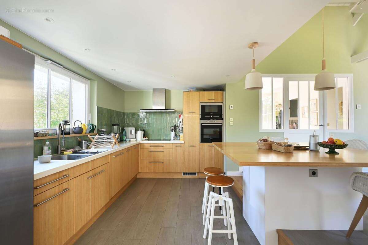 Maison à LES PORTES-EN-RE