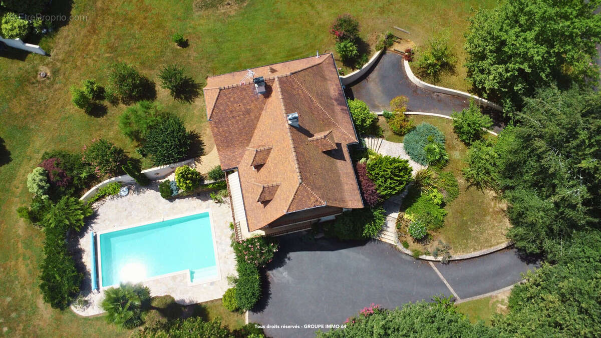 Maison à JURANCON