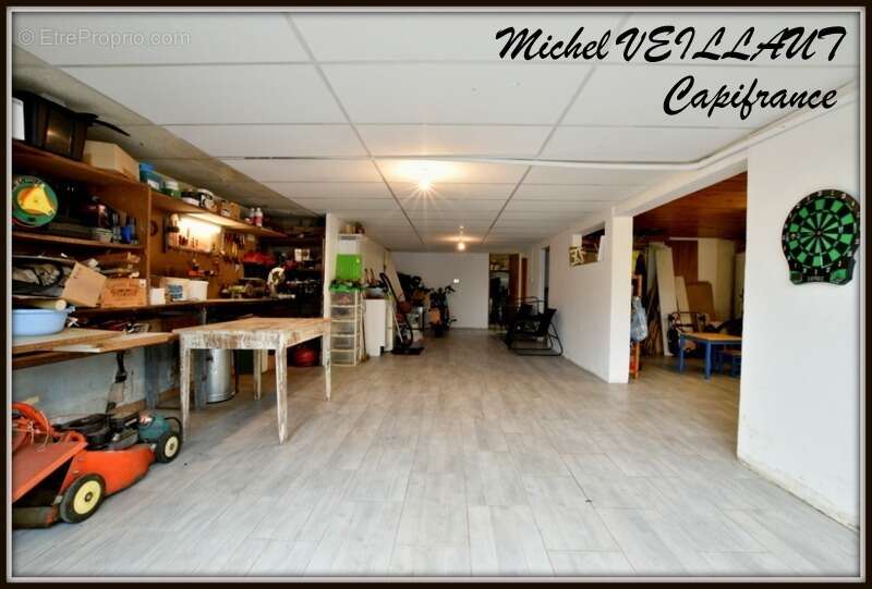 Dpt Allier (03), à vendre TREVOL maison P9 de 193 m² - Terrain de 2 505,00 m² - photo 14