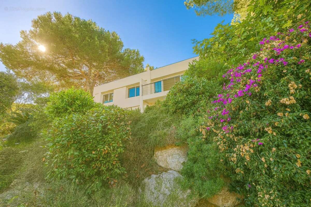 Maison à HYERES