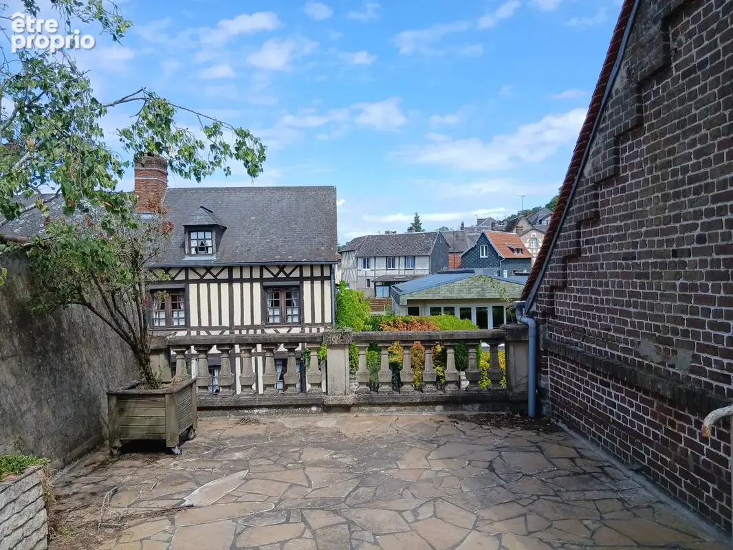 Maison de ville avec garage, terrasse et patio Proche de Forges-les-Eaux - photo 2