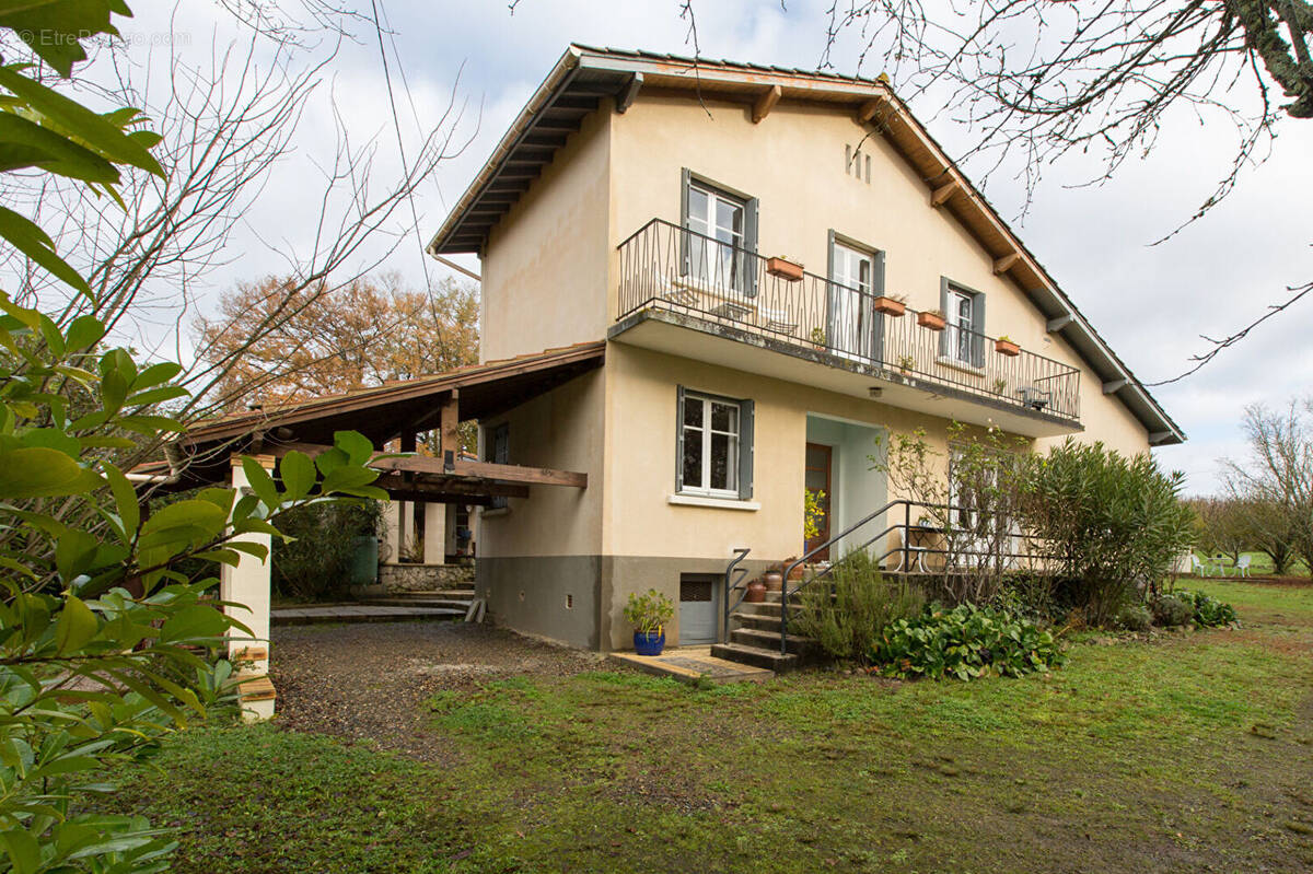 Maison à NOGARO