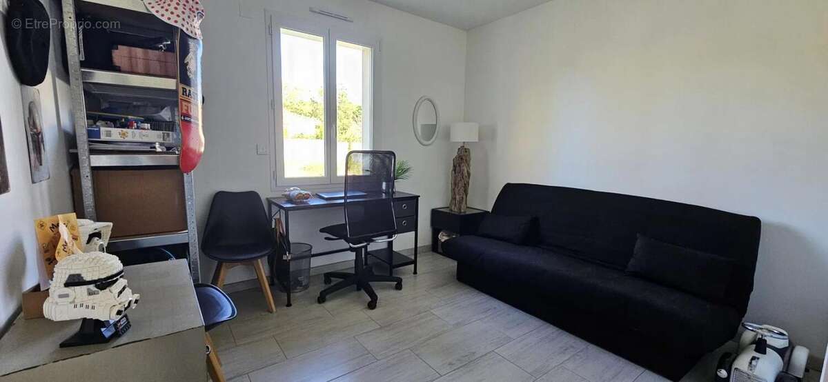 Maison à COURS-DE-PILE