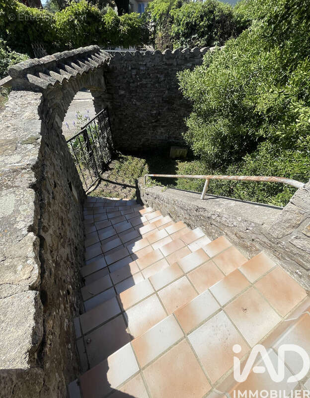 Photo 9 - Maison à SAINT-ETIENNE-DE-FONTBELLON