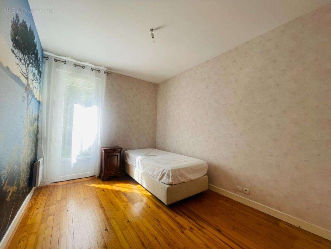 Maison à ROMANS-SUR-ISERE